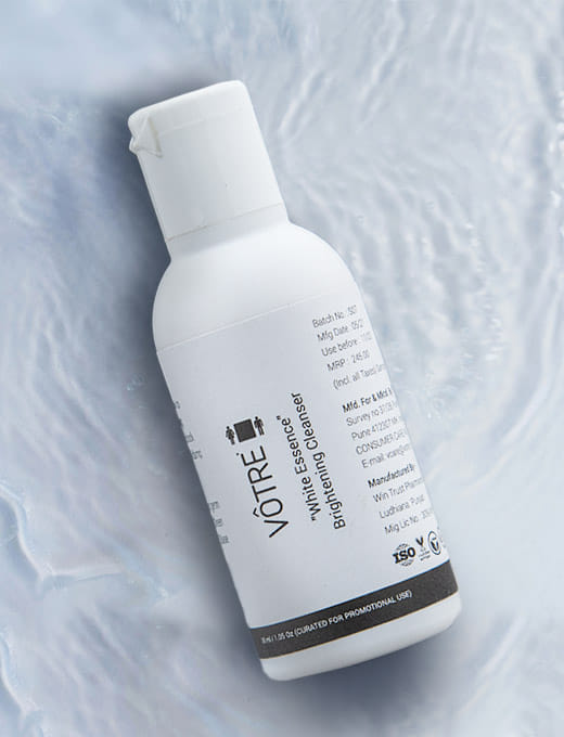 White Essence Brightening Cleanser