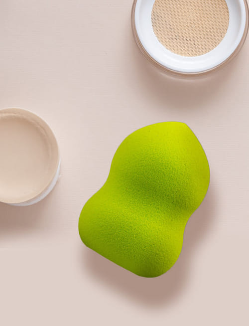 Blender Sponge - Lime (Shape May Vary) Blender Sponge - Lime (Shape May Vary)