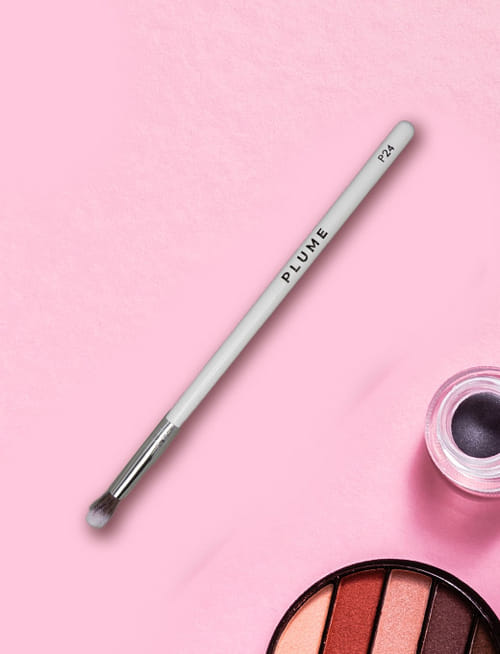 Plume Tapered Eyeshadow Blending Brush P24 Plume Tapered Eyeshadow Blending Brush P24