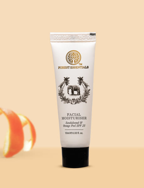 Forest Essentials Hydrating Facial Moisturiser SPF 25 Sandalwood Orange Peel 130ml