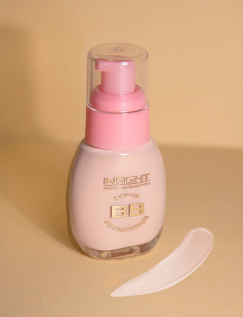 BB Foundation SPF 15 - Beige 04 BB Foundation SPF 15 - Beige 04