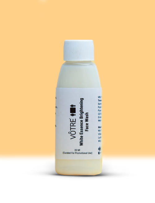 White Essence Brightening Face Wash