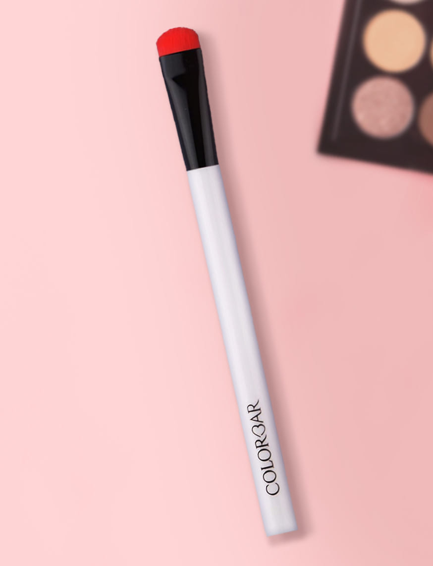 Eyelluring Eyeshadow Brush