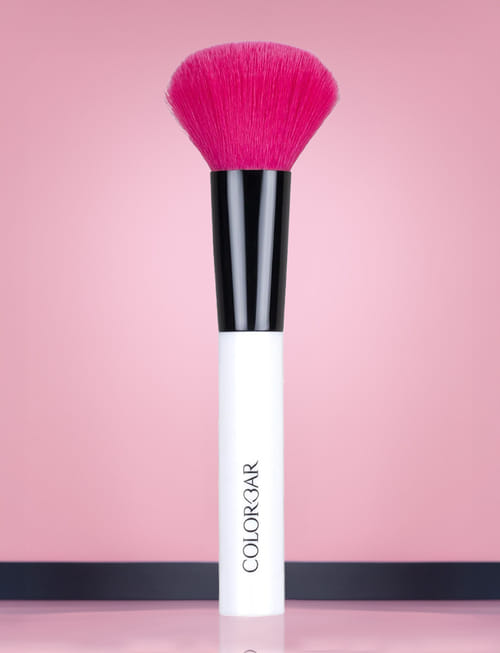 First Impressions Powder Brush First Impressions Powder Brush
