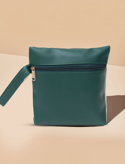 Grooming Essentials Pouch - Dark Green