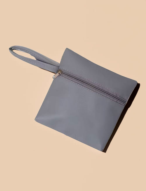 Grooming Essentials Pouch - Light Grey
