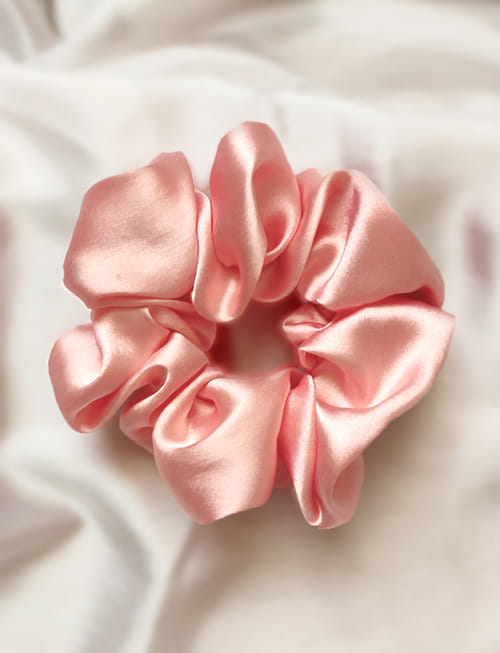Smytten Scrunchie - Blush Pink
