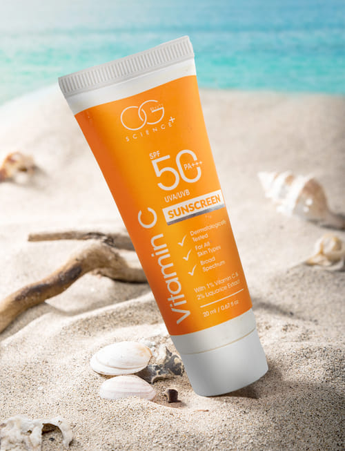 SCIENCE SPF 50 PA+++ Sunscreen Infused With Vitamin C & Liquorice Extract SCIENCE SPF 50 PA+++ Sunscreen Infused With Vitamin C & Liquorice Extract