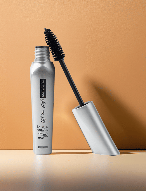 Play Lift 'em High Mascara - Black