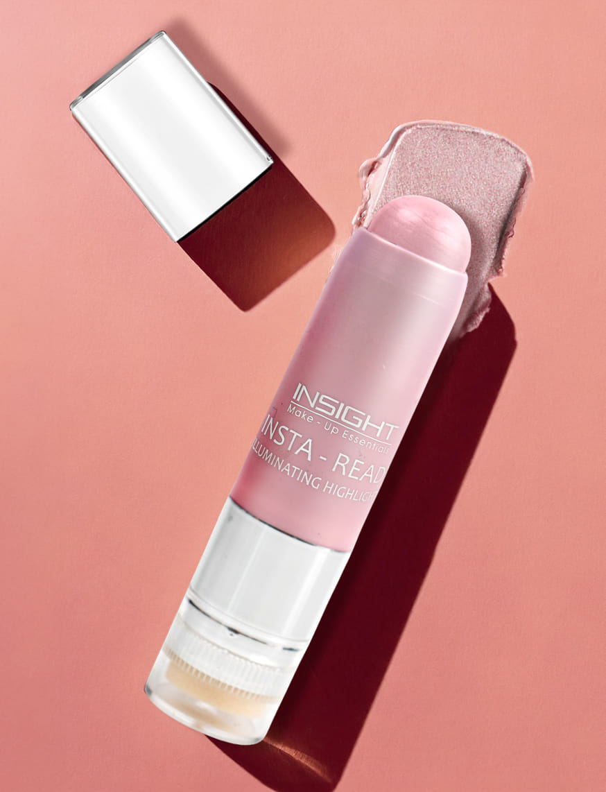 Insta-Ready Illuminating Highlighter - 03 Luminous