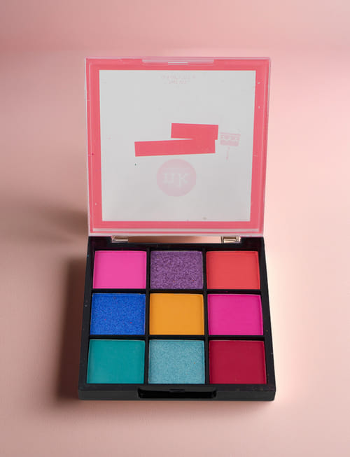 Nine Color Eyeshadow Palette - Birthday Cake Nine Color Eyeshadow Palette - Birthday Cake