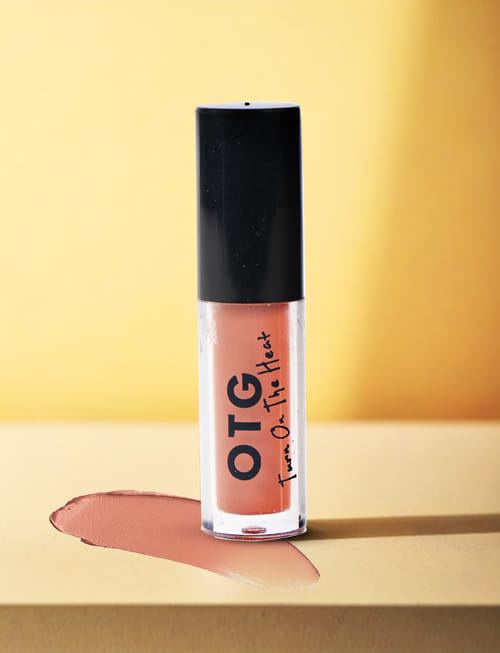 Creme Matte Lipstick - 03 Calyspso Red