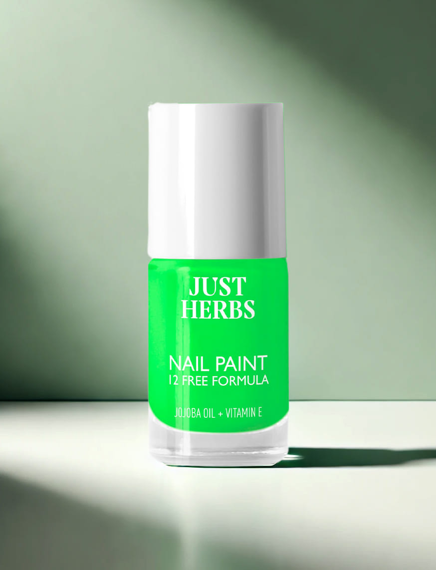 12 Free Formula Nail Paint- Minty Fresh 09