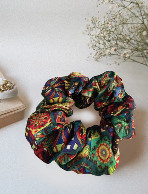 Multicolor Scrunchie (Dimensions)
