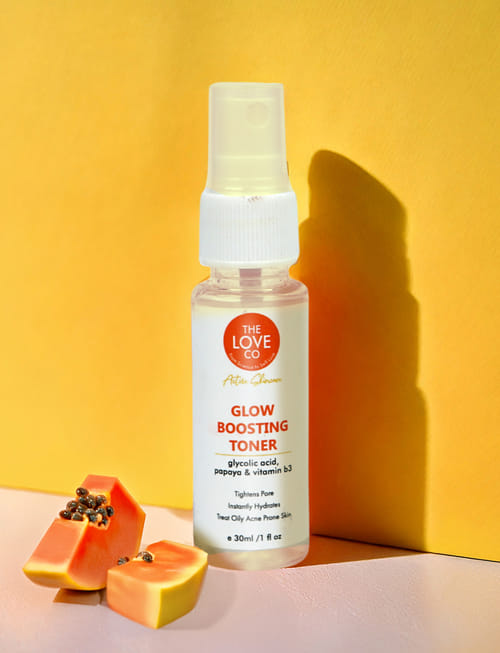 Glow Boosting Toner With Multivitamins Glow Boosting Toner With Multivitamins