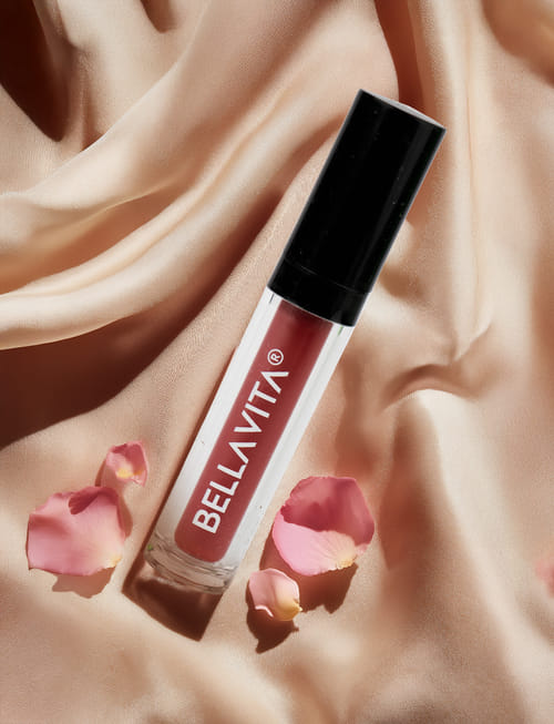 Kiss-Proof Liquid Lipstick In Scarlet Red