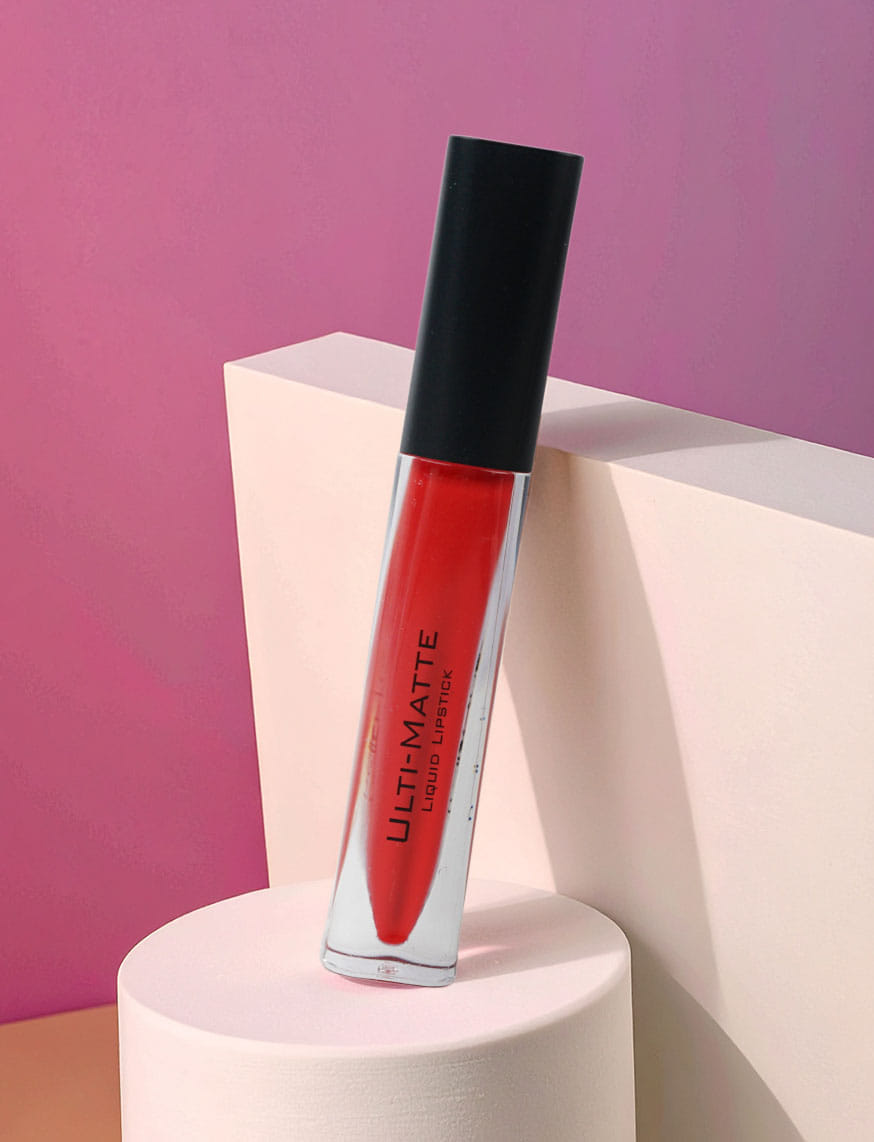 Ulti-Matte Liquid Lipstick - Punk Red (17)