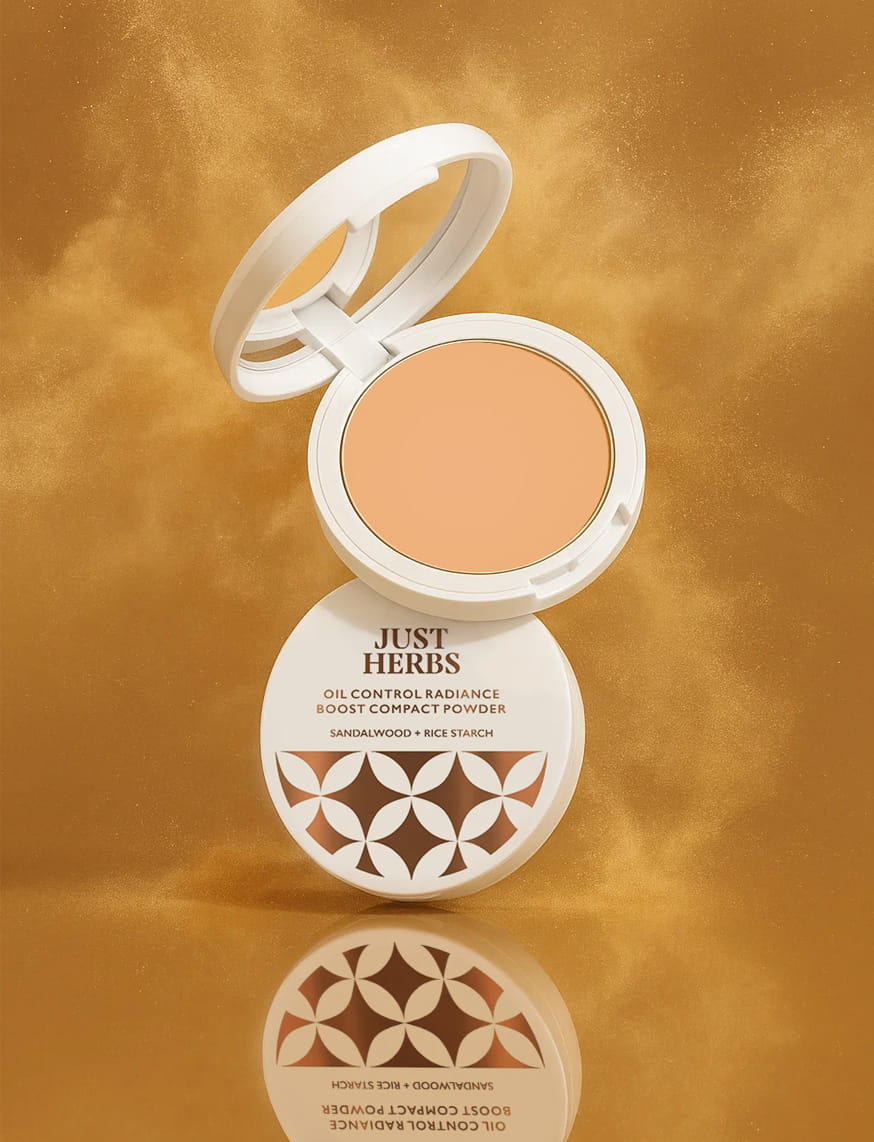 Oil Control Radiance Boost Compact Powder- 06 Coffee