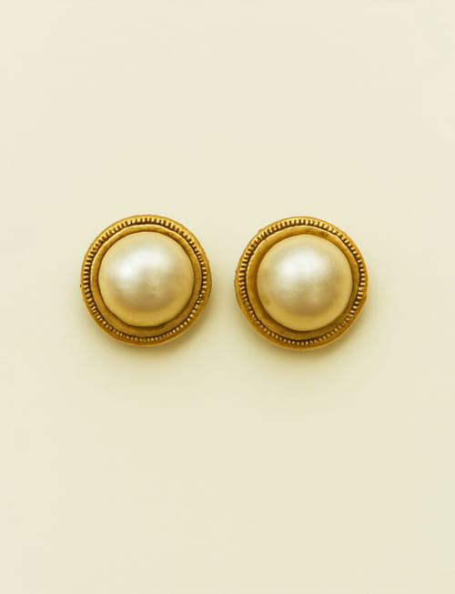 Pearl Stud