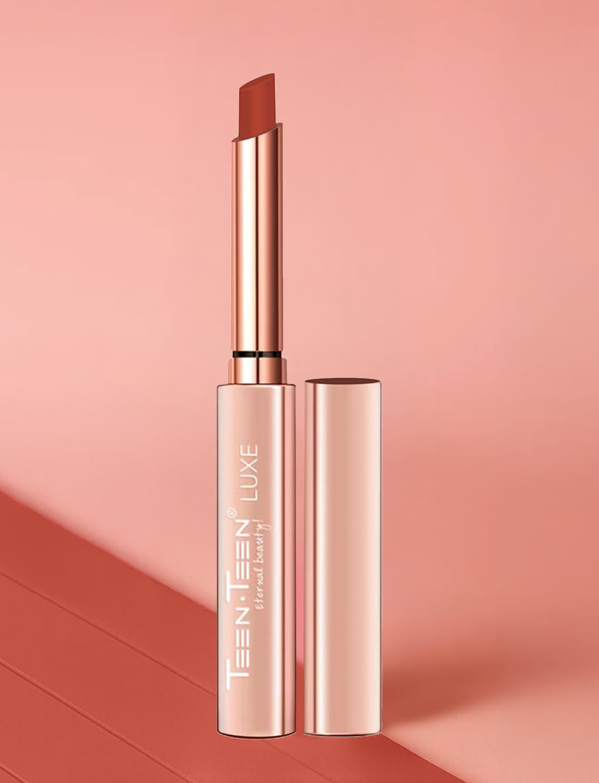 Luxe Matte Lipstick 01 Naughty Nude