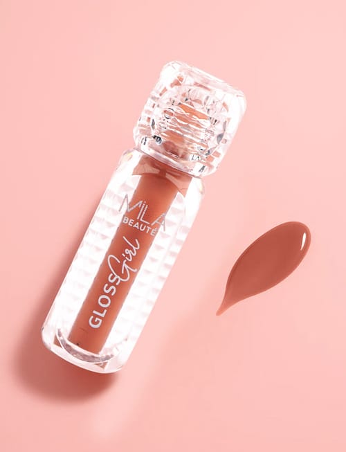Gloss Girl: Naked 02