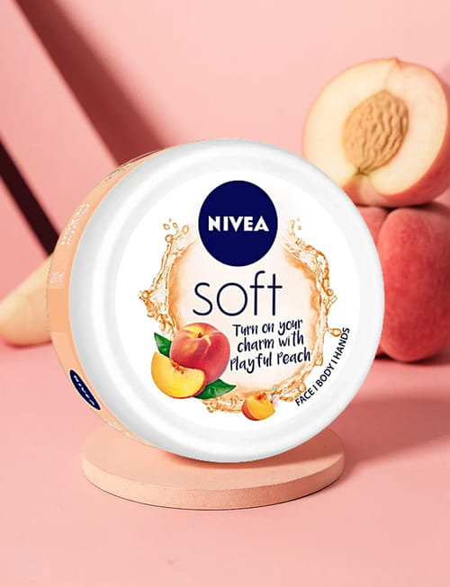 Soft Light Moisturizer - Playful Peach