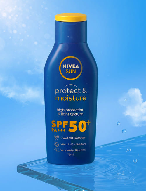 Sun Protect & Moisture SPF 50+ PA+++ Sun Protect & Moisture SPF 50+ PA+++