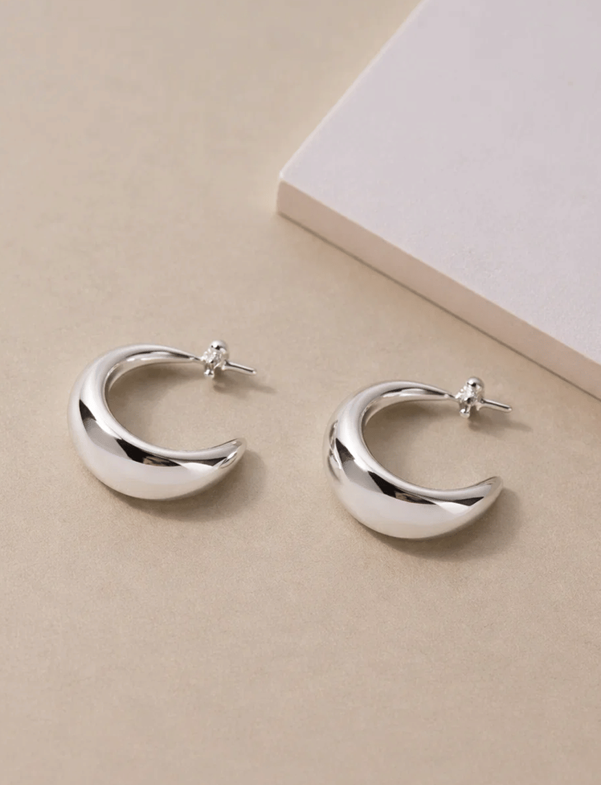 Modern Moon Curve Hoops Earrings - Silver