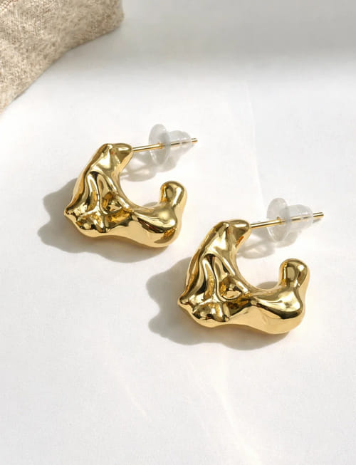 Retro Gold Pin Earrrings