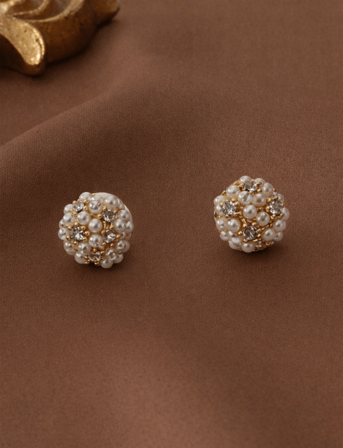 Pearl Bloom Studs Pin Earrings Pearl Bloom Studs Pin Earrings