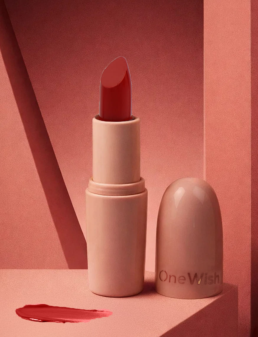 Creamy Matte Lipstick – 26 Crimzone Shade