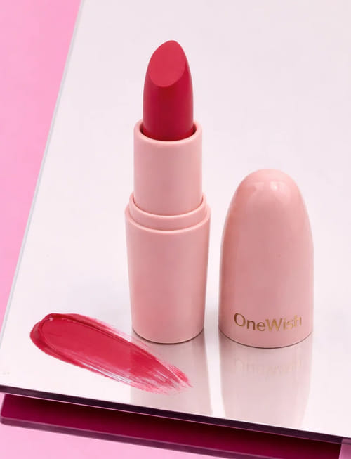 Creamy Matte Lipstick – 05 Too Pink To Care