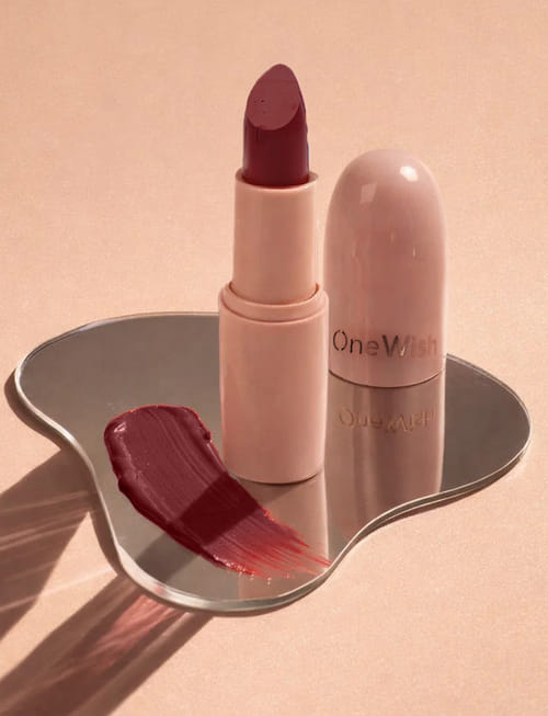 Creamy Matte Lipstick – 25 Pink Rules