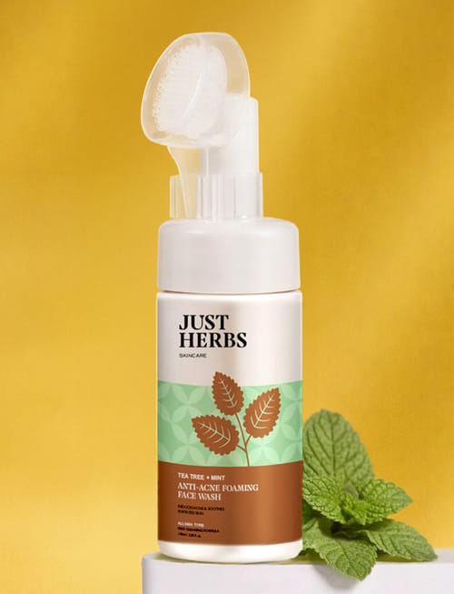 Anti-Acne Foaming Face Wash
