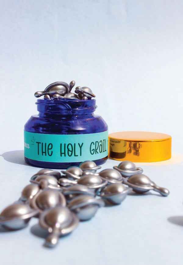 The Holy Grail – Youthful Capsule Serum for Anti Aging, Wrinkles, Fine Lines, Pigmentation, Scars - Tranexamic Acid, Vitamin C, and Collagen – thumbnail 3