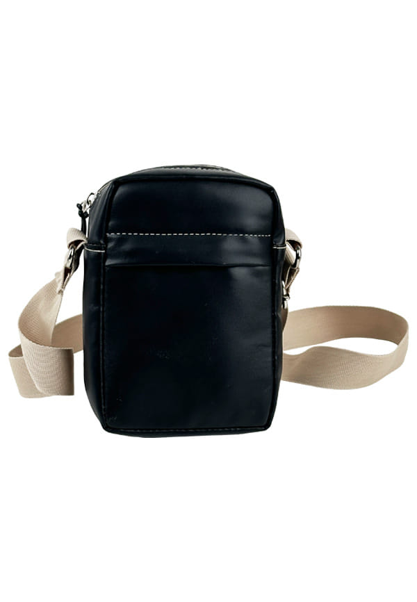 Small Cross Body Bag Size: Unit By Smytten