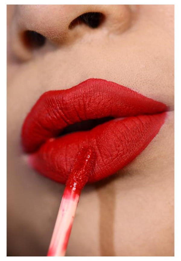 Velvet Matte Liquid Lipstick – thumbnail 4