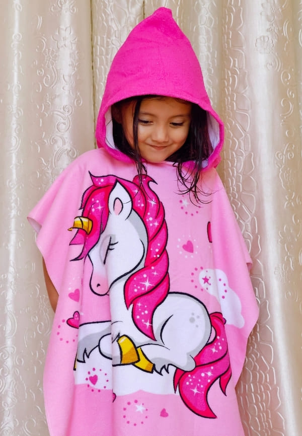 Hooded Kids Towel – Pink Unicorn Design
