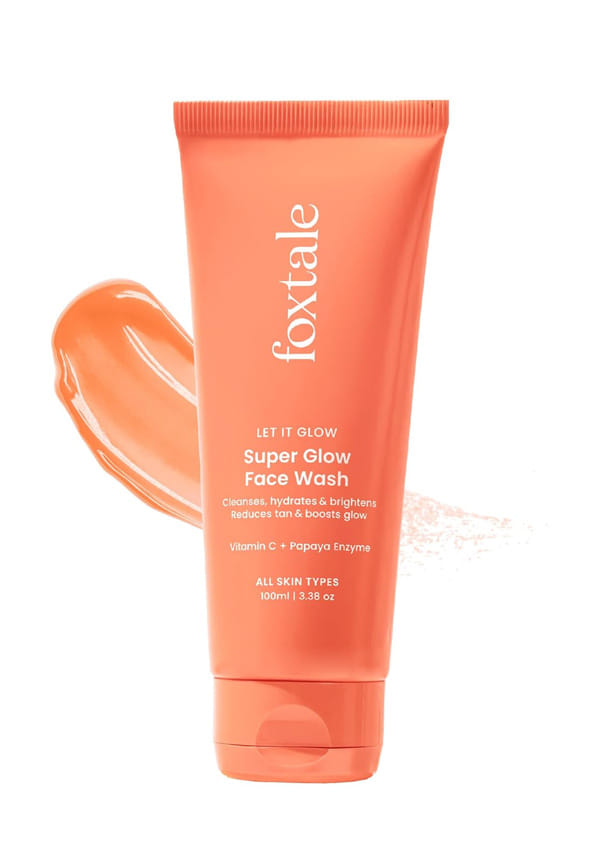 Vitamin C Super Glow Face Wash with Papaya enzyme