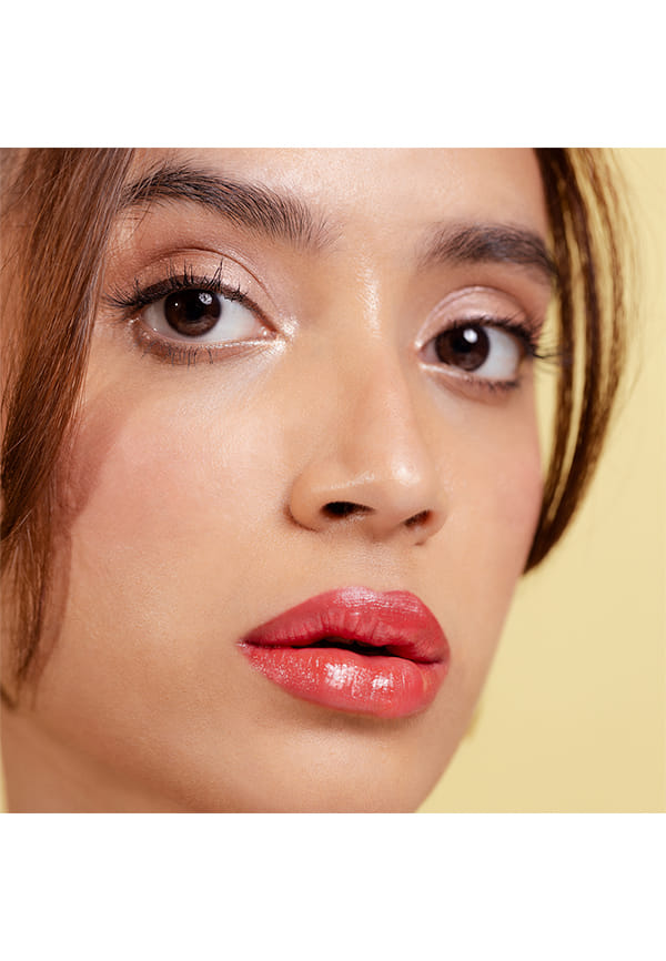 Hybrid Gloss Butter Balm Stick – thumbnail 6