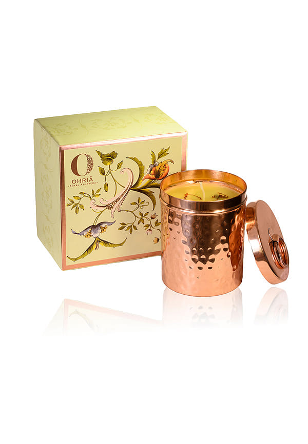 Sandalwood And Kesar Luxury Copper Candle - M – thumbnail 4