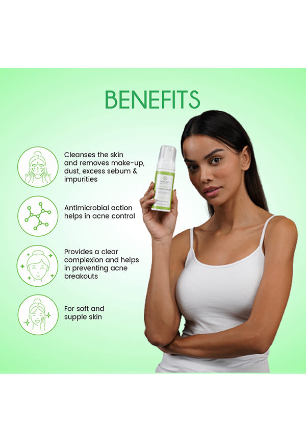 Mattifying Foaming Cleanser – thumbnail 2