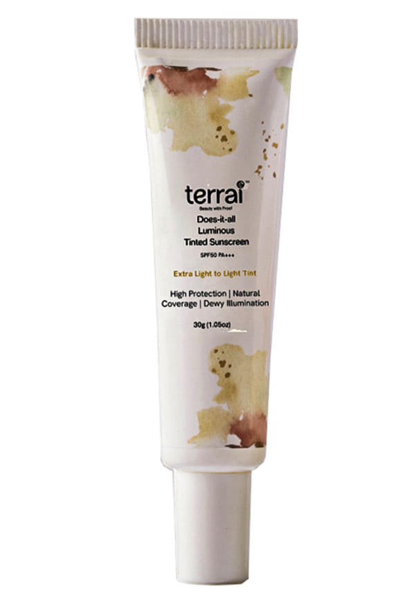 Luminous Tinted Sunscreen SPF 50 PA+++