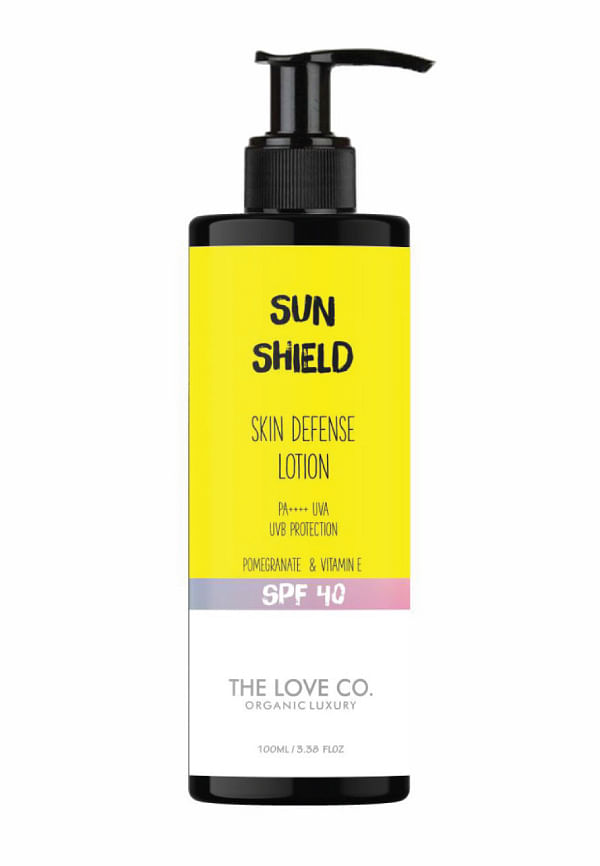 Skin Defense Sunscreen Lotion SPF 40 PA++ UVA/UVB Protection
