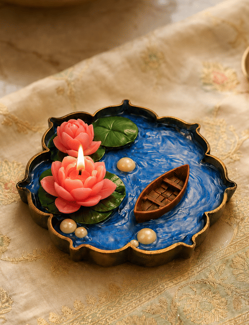 Lotus Candle With Potli