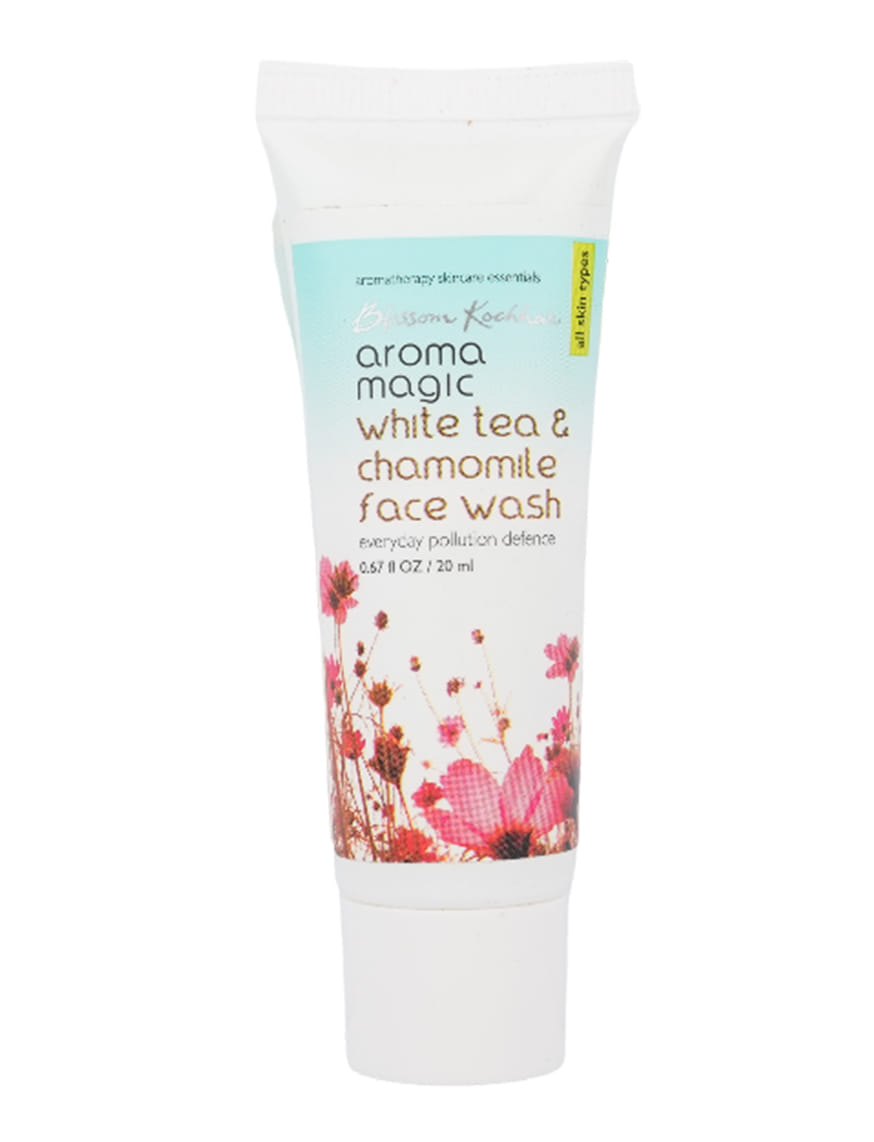 White Tea And Chamomile Face Wash – thumbnail 2